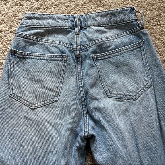 PacSun Women’s High Rise Ripped Jeans - Picture 3 of 3